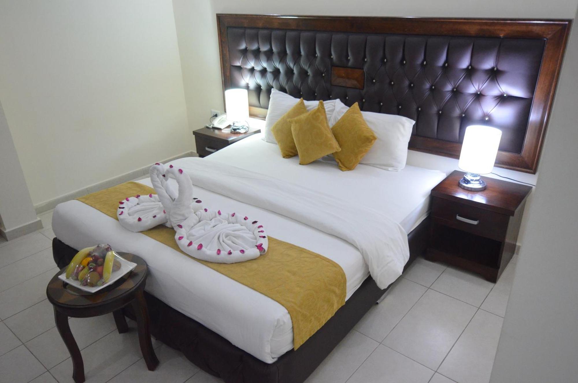 Sharah Mountains Hotel Wadi Musa Bagian luar foto