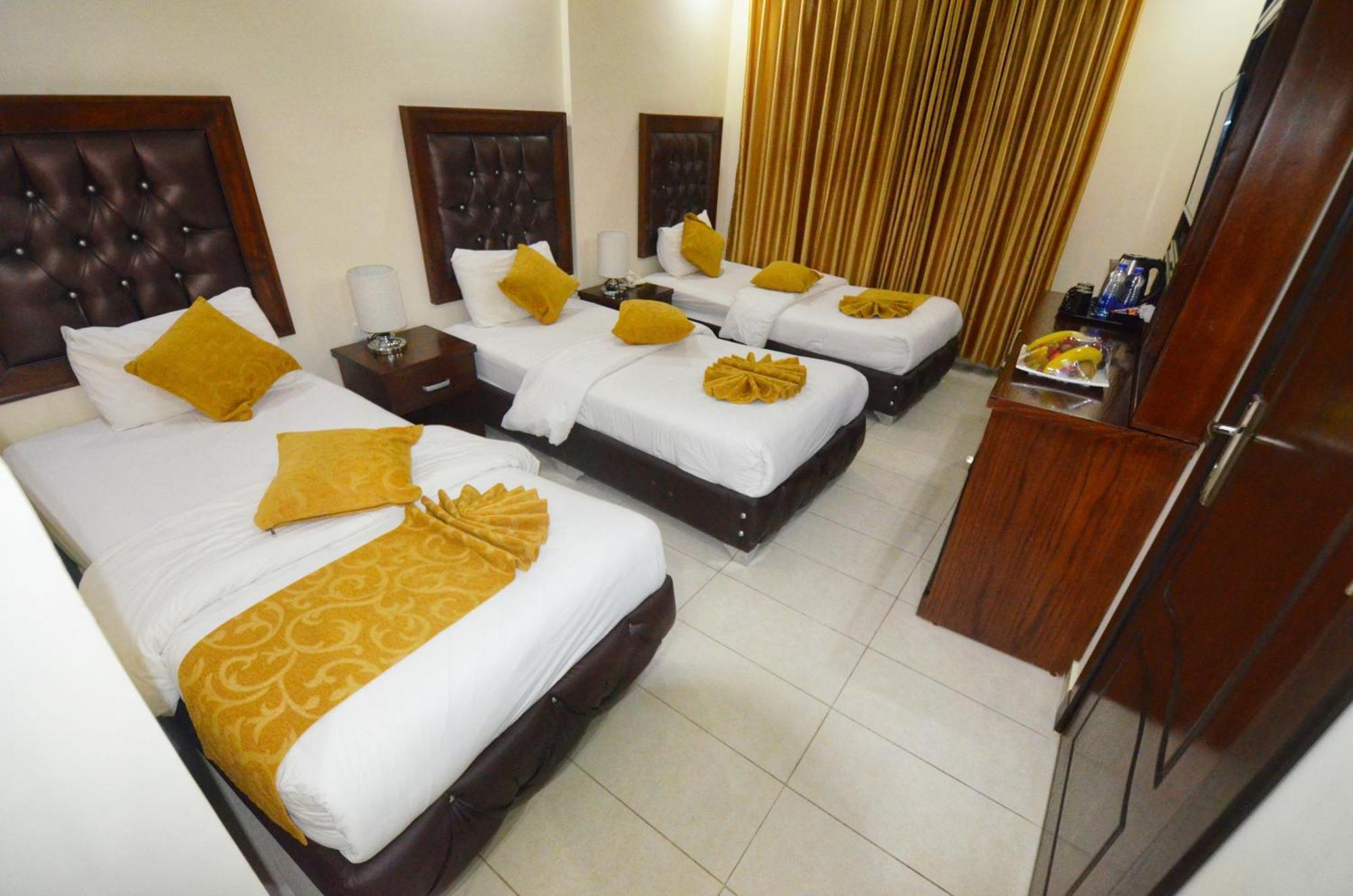 Sharah Mountains Hotel Wadi Musa Bagian luar foto