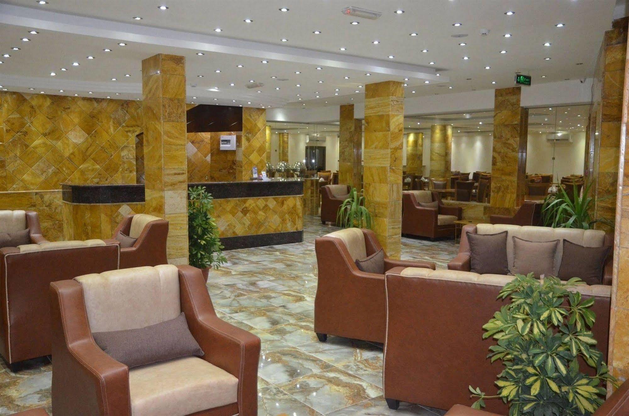 Sharah Mountains Hotel Wadi Musa Bagian luar foto